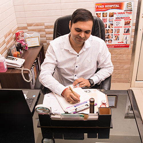 Best Skin & Hair Clinic in Dilshad Garden – Dr. Varun Tyagi